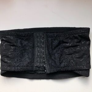 Black waist corset